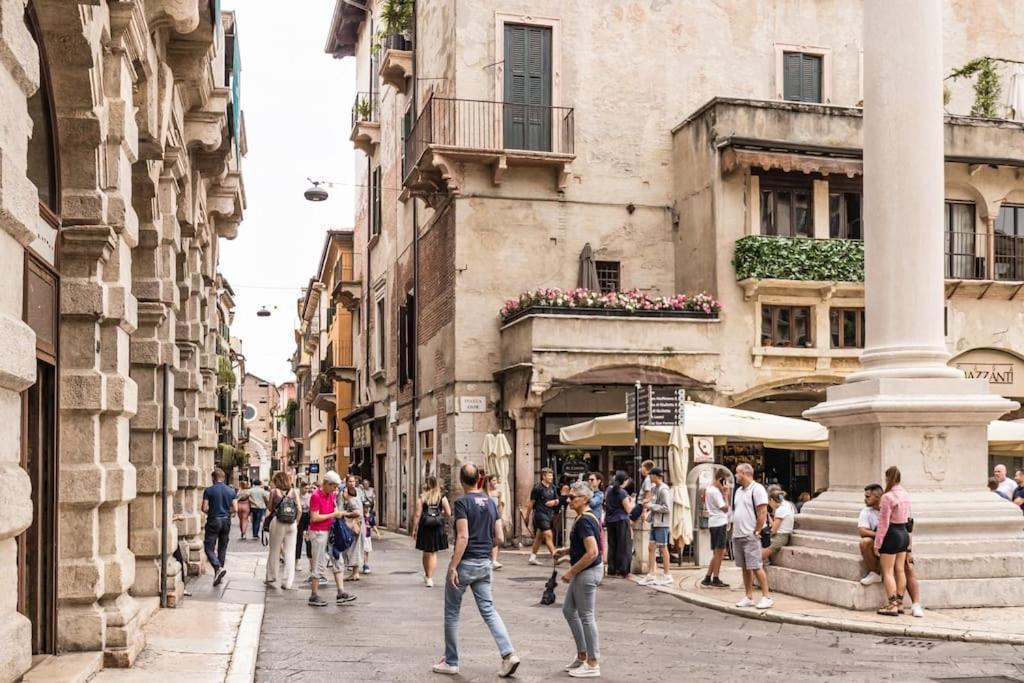 Residenza Angels @Piazzadelleerbe Daire Verona Dış mekan fotoğraf